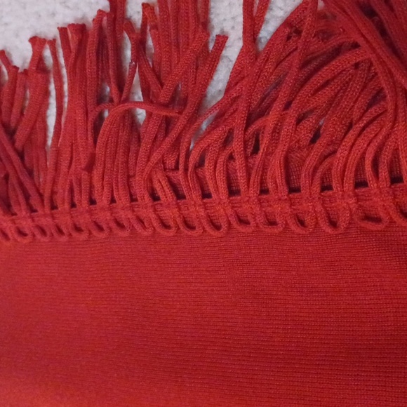 Coldwater Creek 100% Acrylic Red Shawl With Fringe - Picture 8 of 11